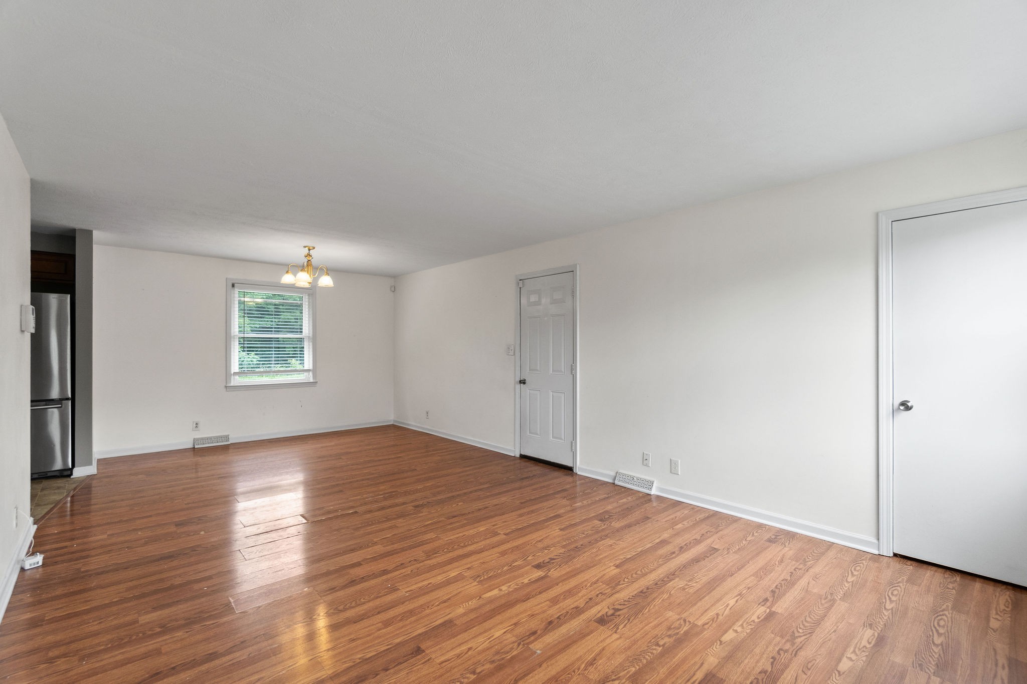 1317 Courtney Dr Property Photo 6
