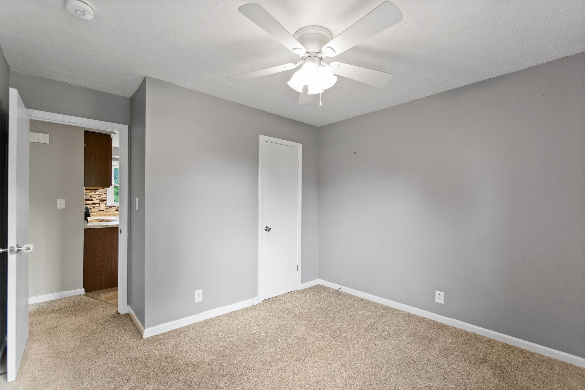 1317 Courtney Dr Property Photo 18
