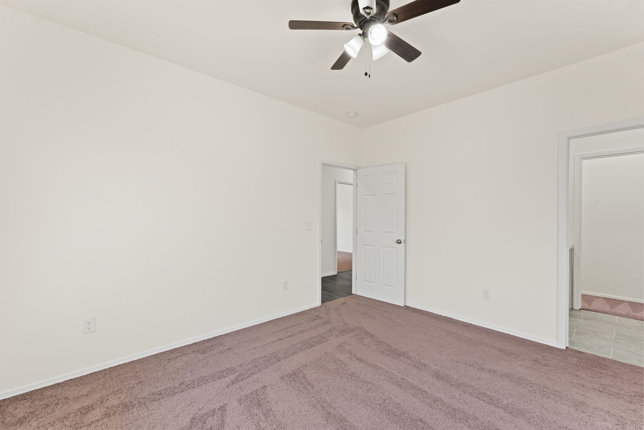 126 Foxall St Property Photo 7