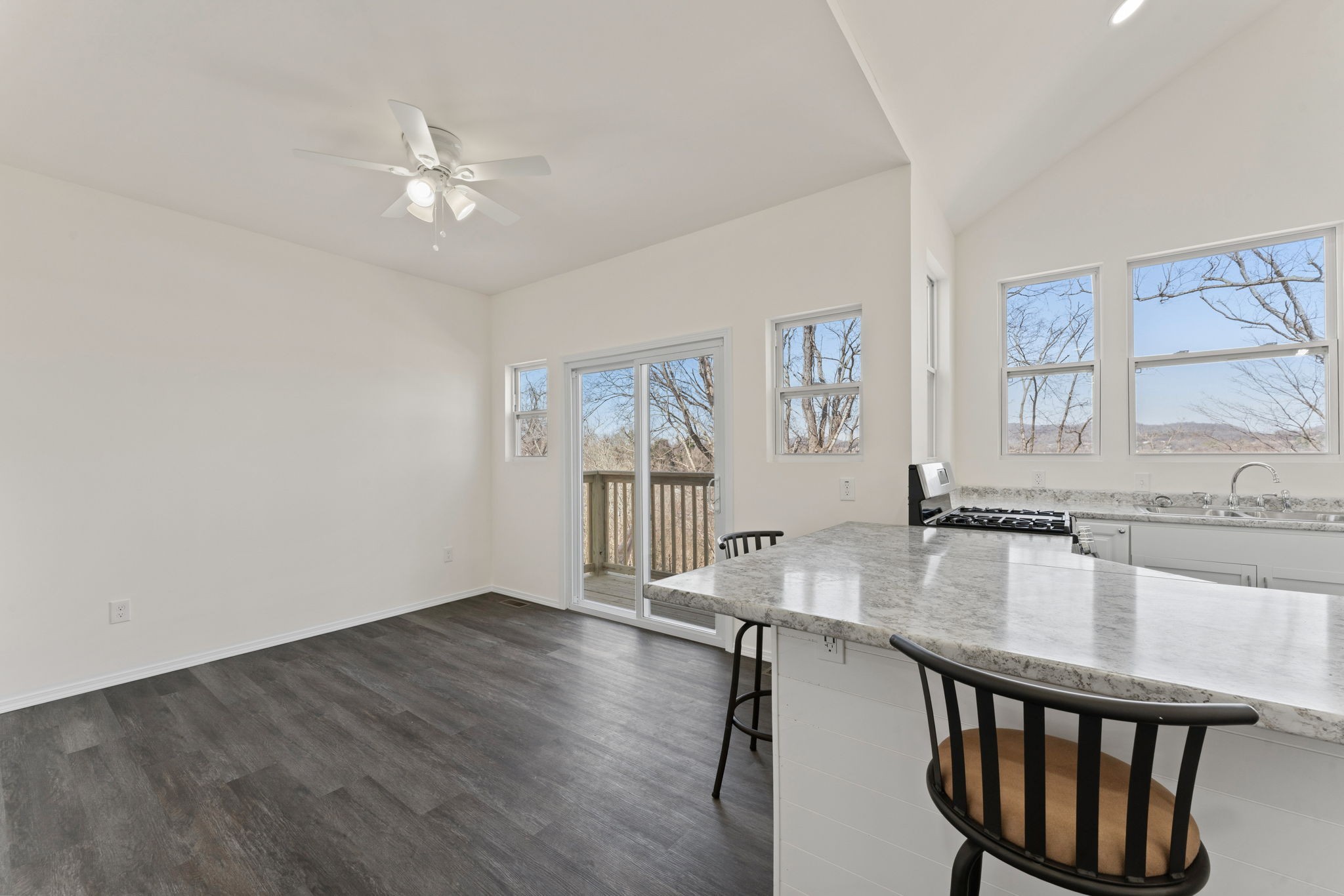 126 Foxall St Property Photo 19
