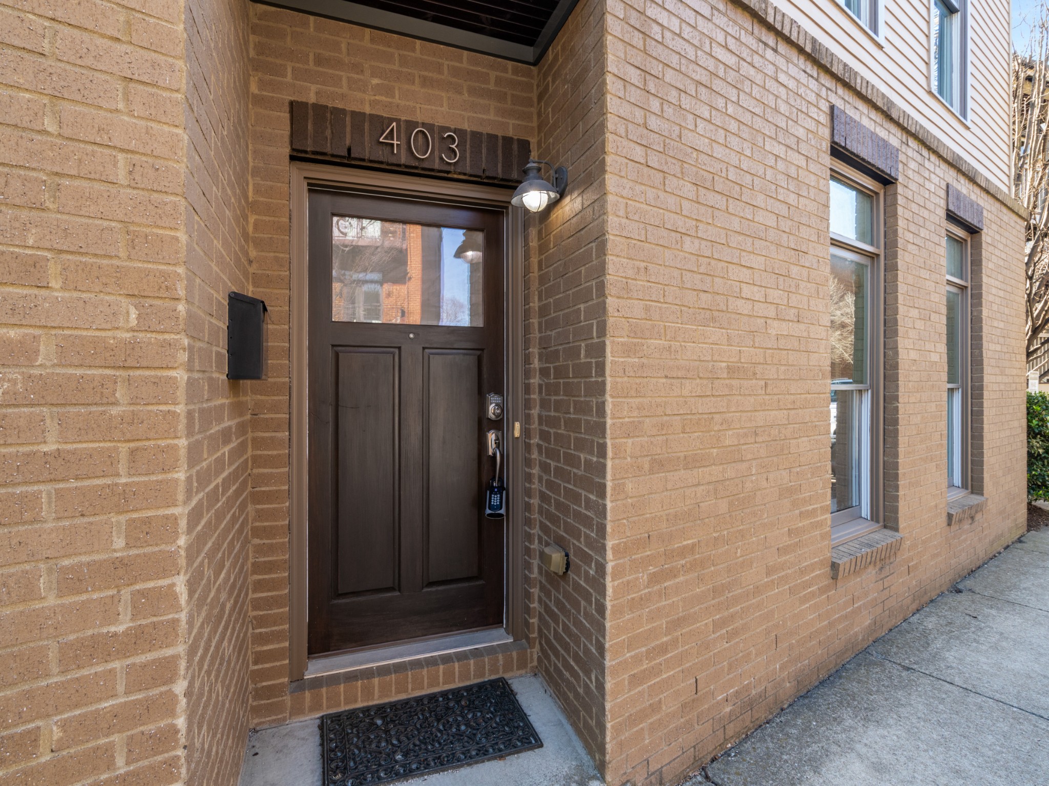 403 Van Buren St Property Photo 5