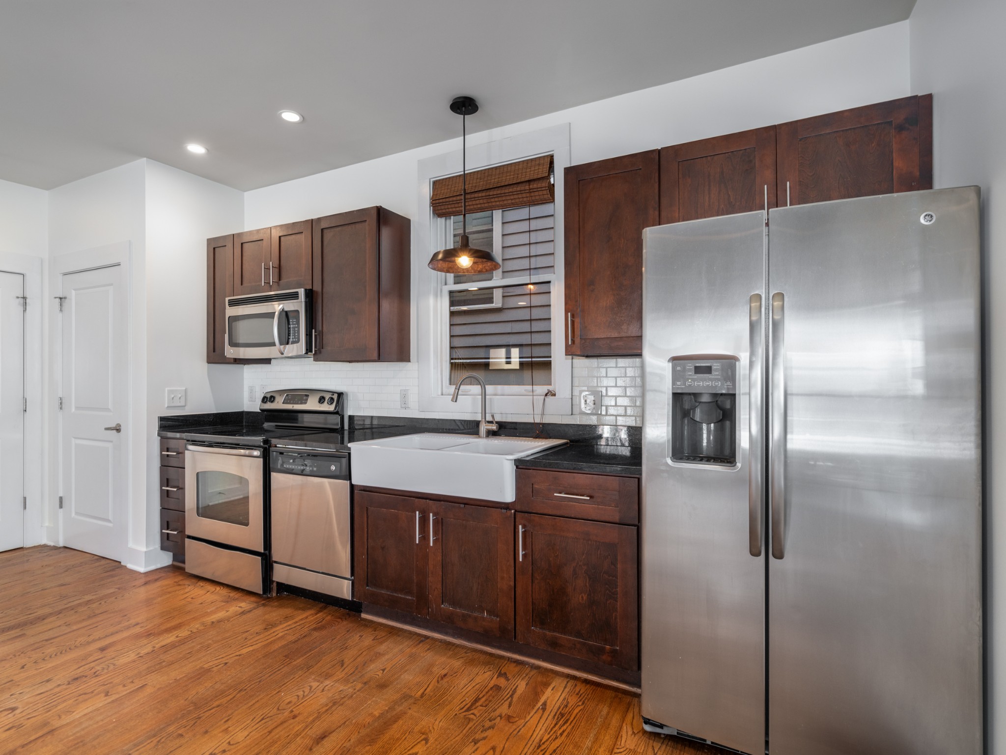403 Van Buren St Property Photo 10