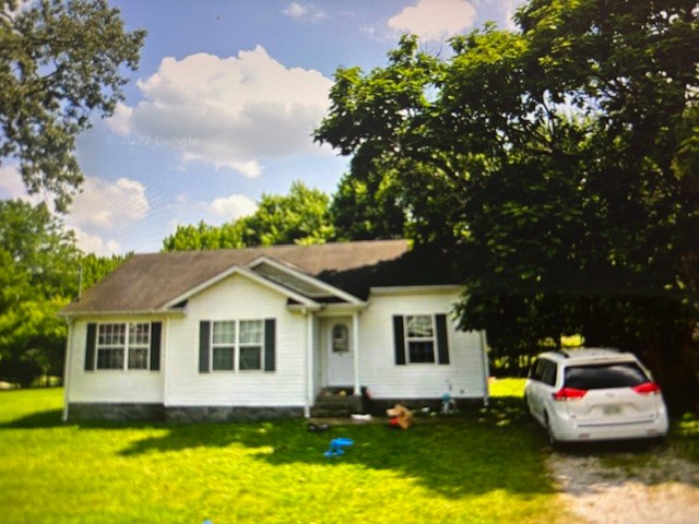 305 Carter St Property Photo 1