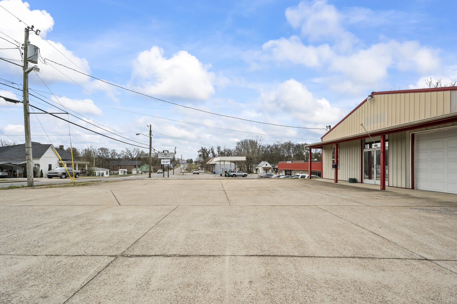 308 S Main St Property Photo 16