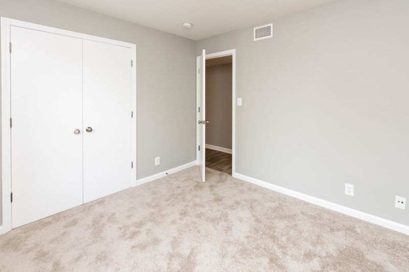 3301 Royster Ln Property Photo 10