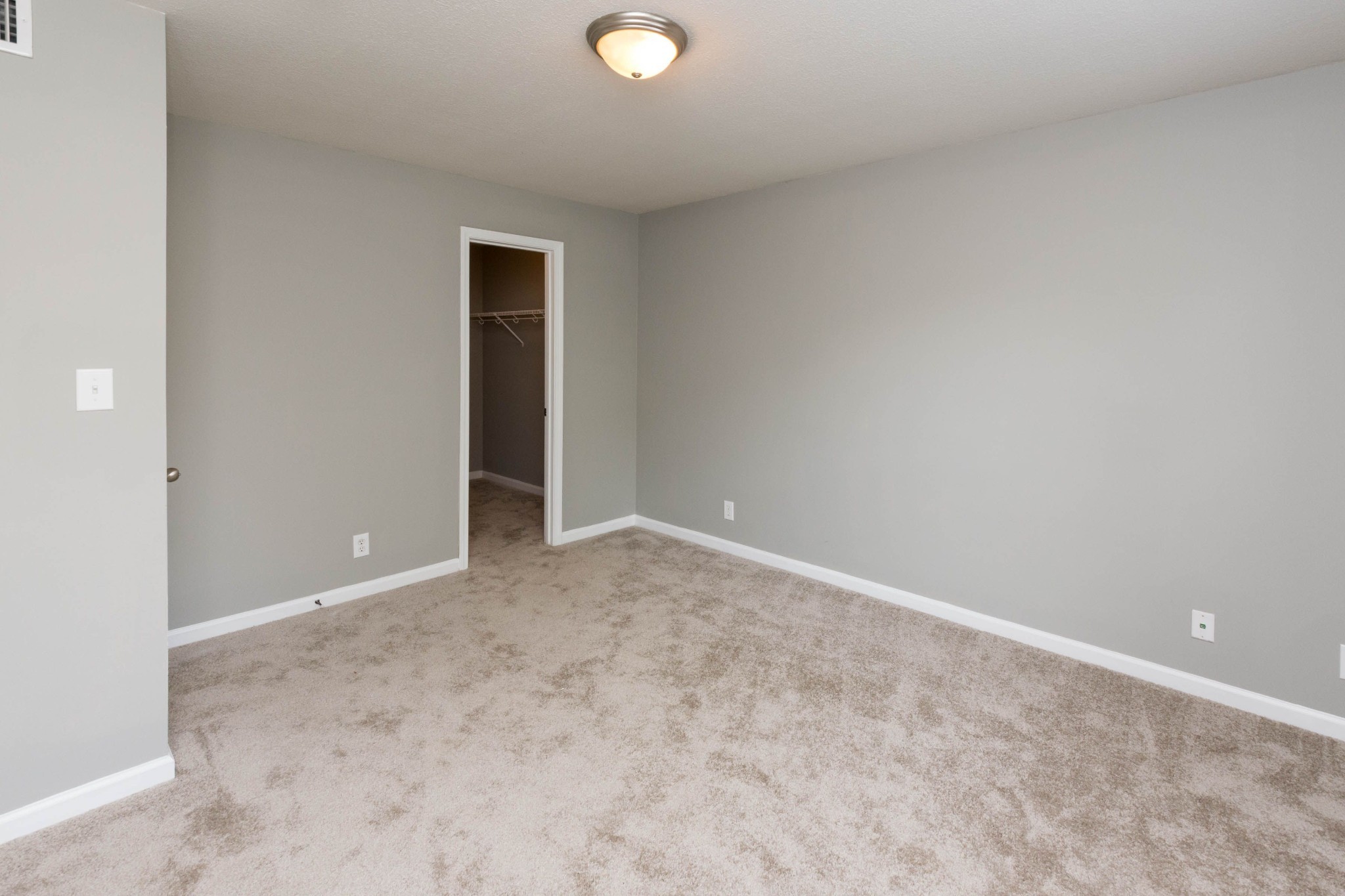 3301 Royster Ln Property Photo 13