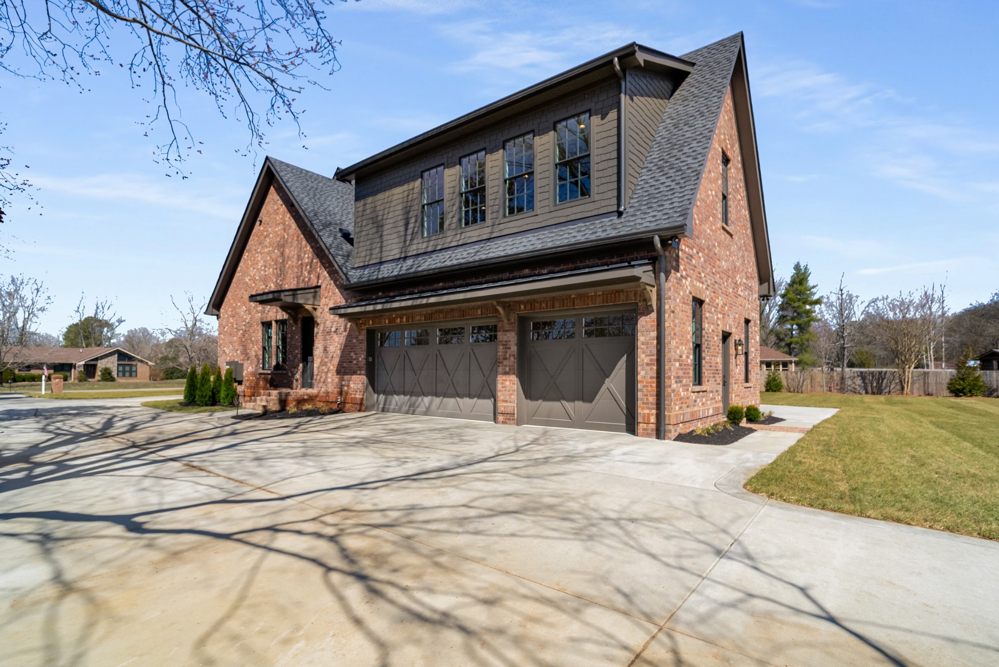 520 Mansion Dr Property Photo 44
