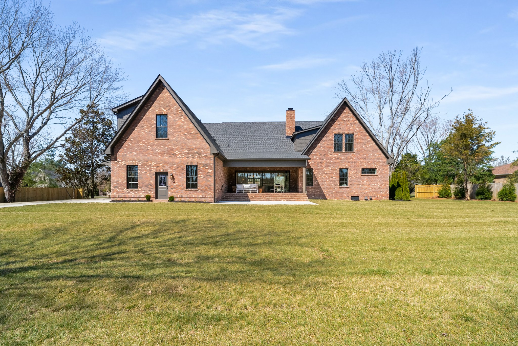 520 Mansion Dr Property Photo 46