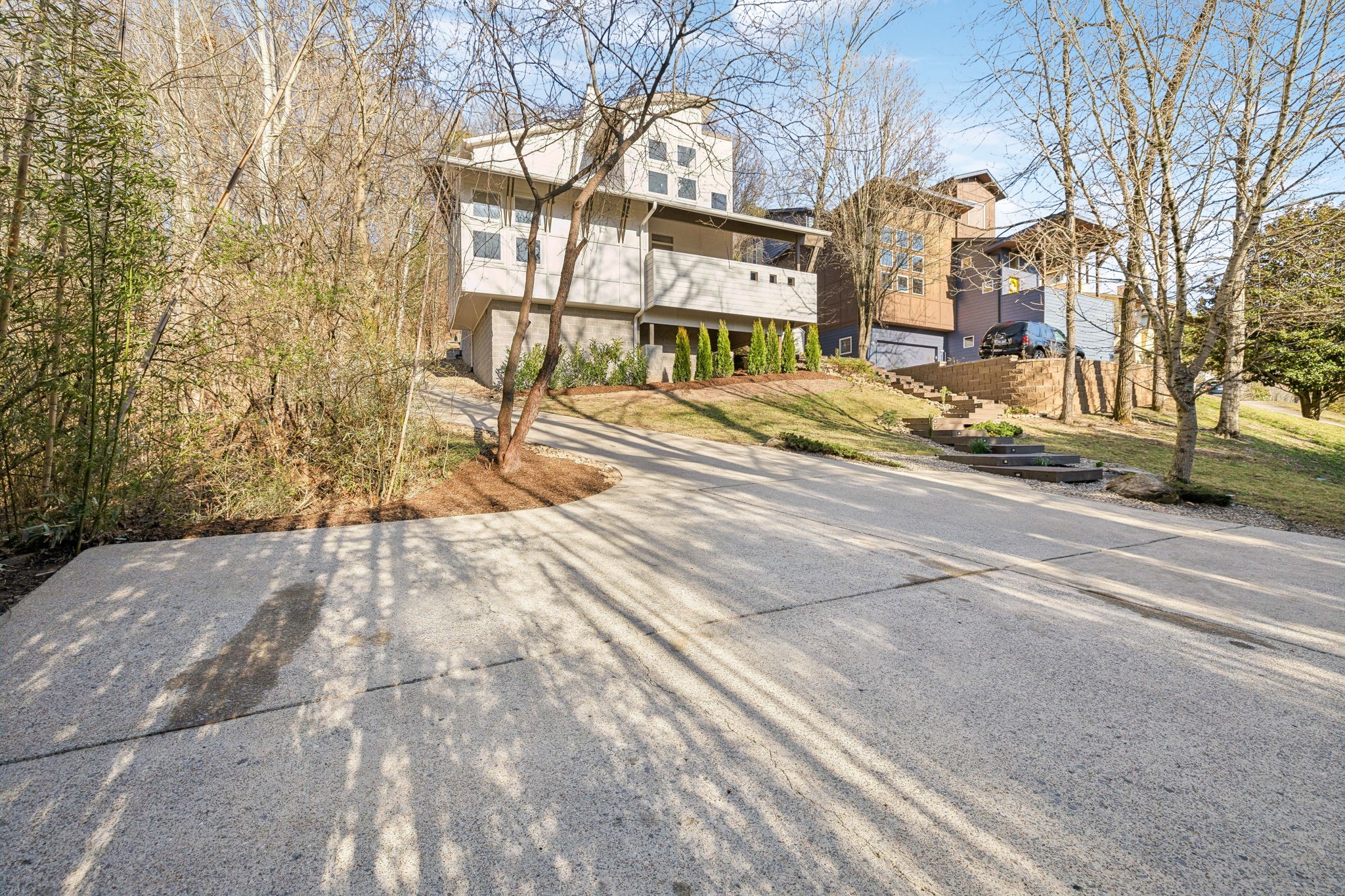 214 Hicks Rd Property Photo 1