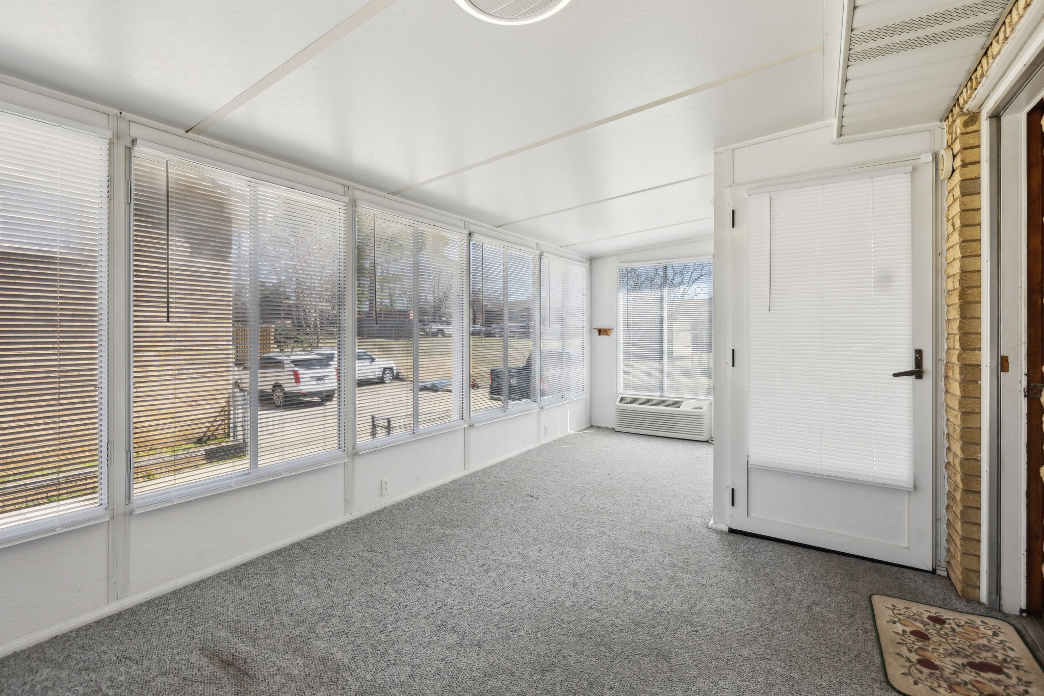 8306 Gordon Ln Property Photo 13