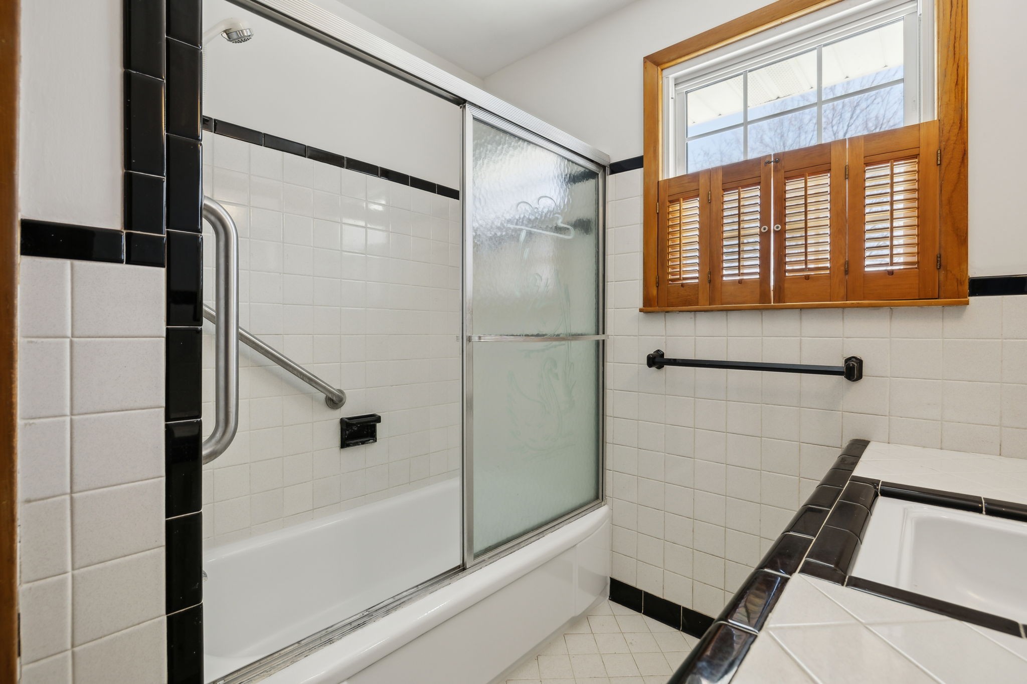 8306 Gordon Ln Property Photo 18
