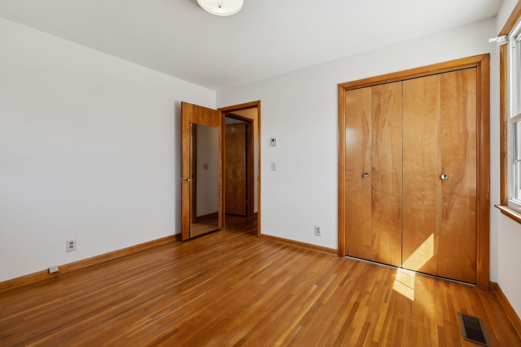 8306 Gordon Ln Property Photo 24