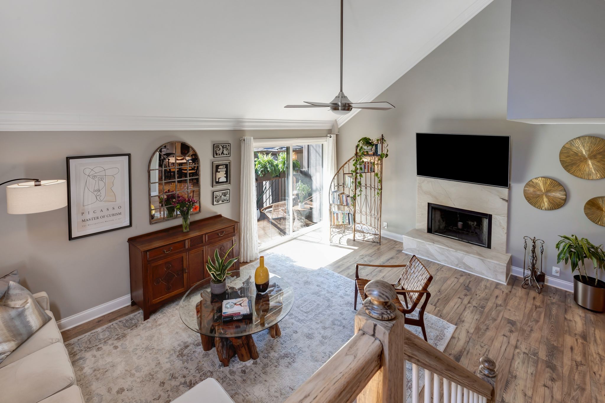 907 Holly Frst Property Photo 44
