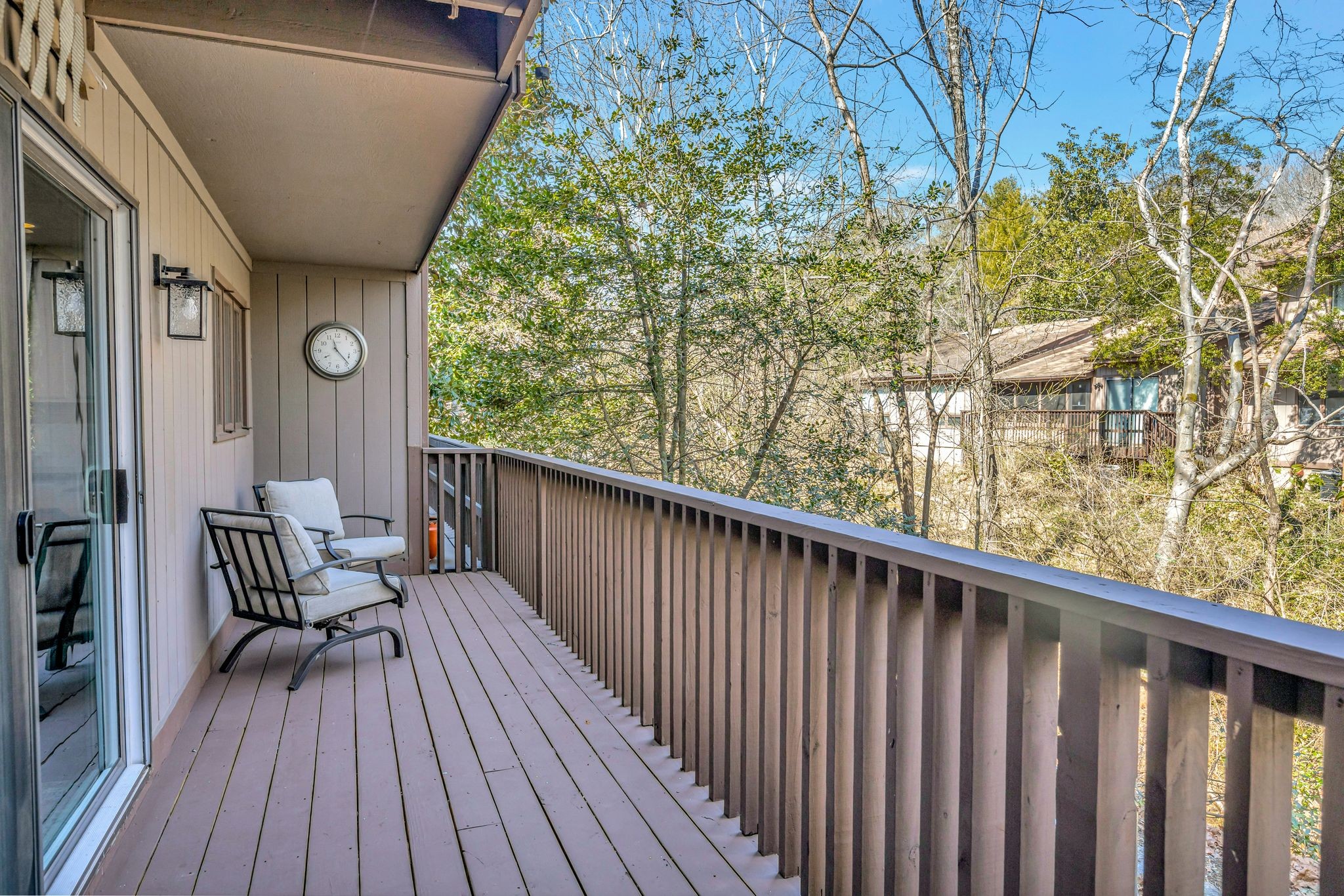 907 Holly Frst Property Photo 49