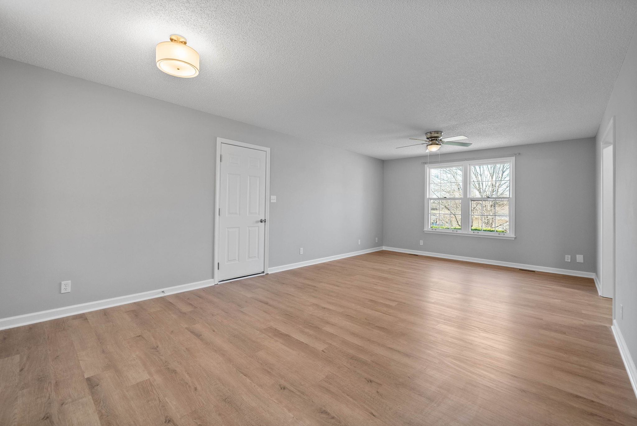 1837 Bourne Cir Property Photo 8