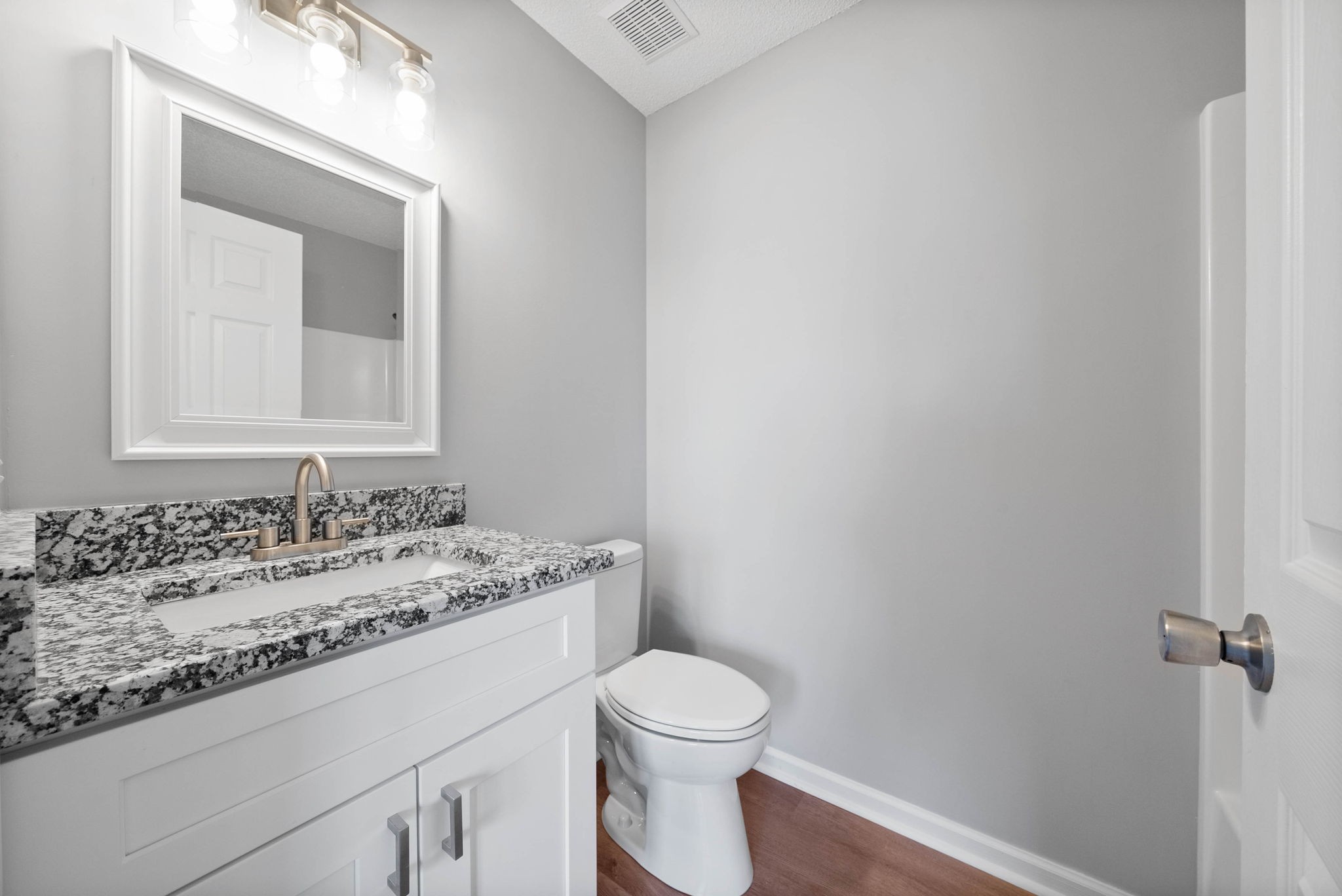 1837 Bourne Cir Property Photo 16