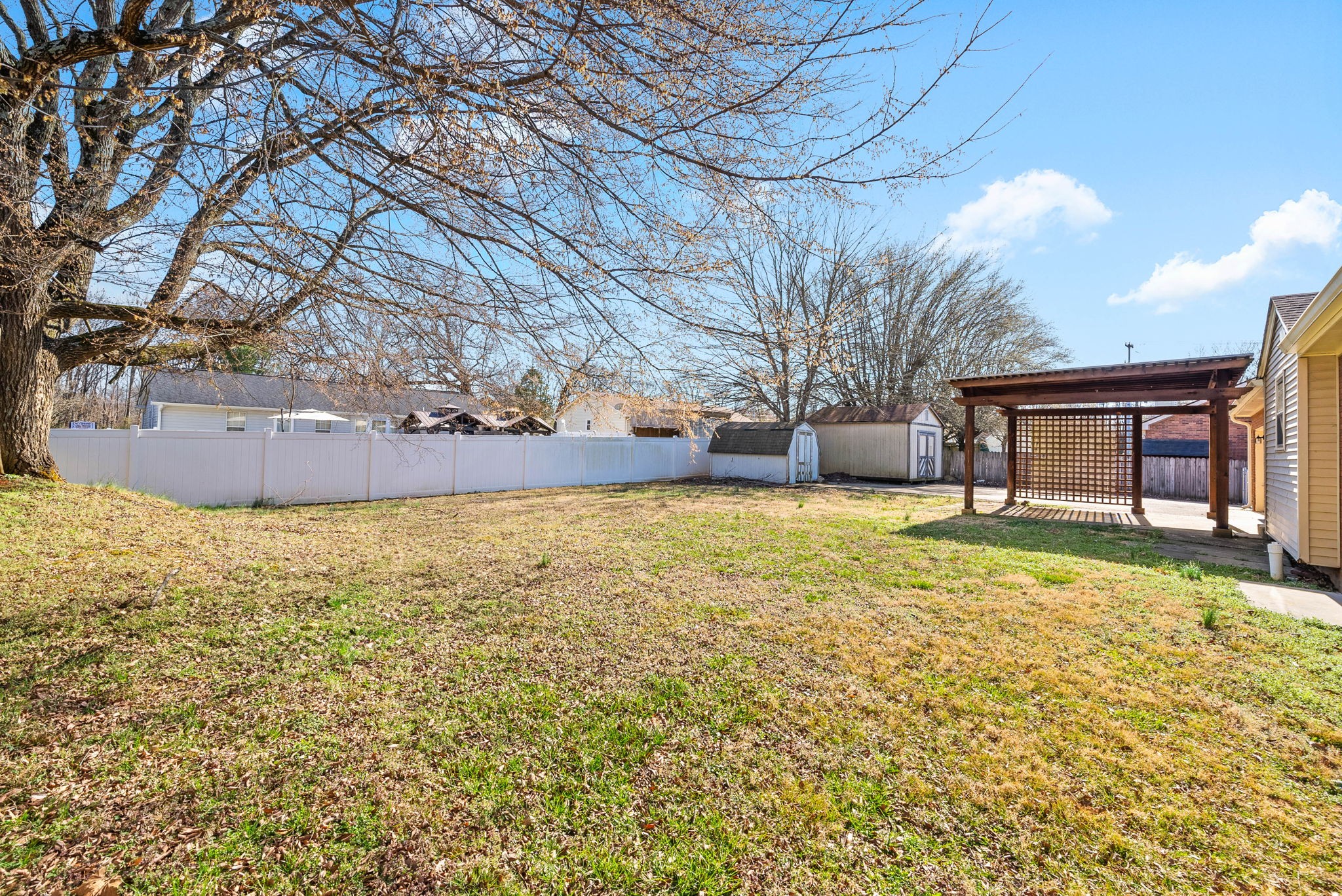 1837 Bourne Cir Property Photo 22