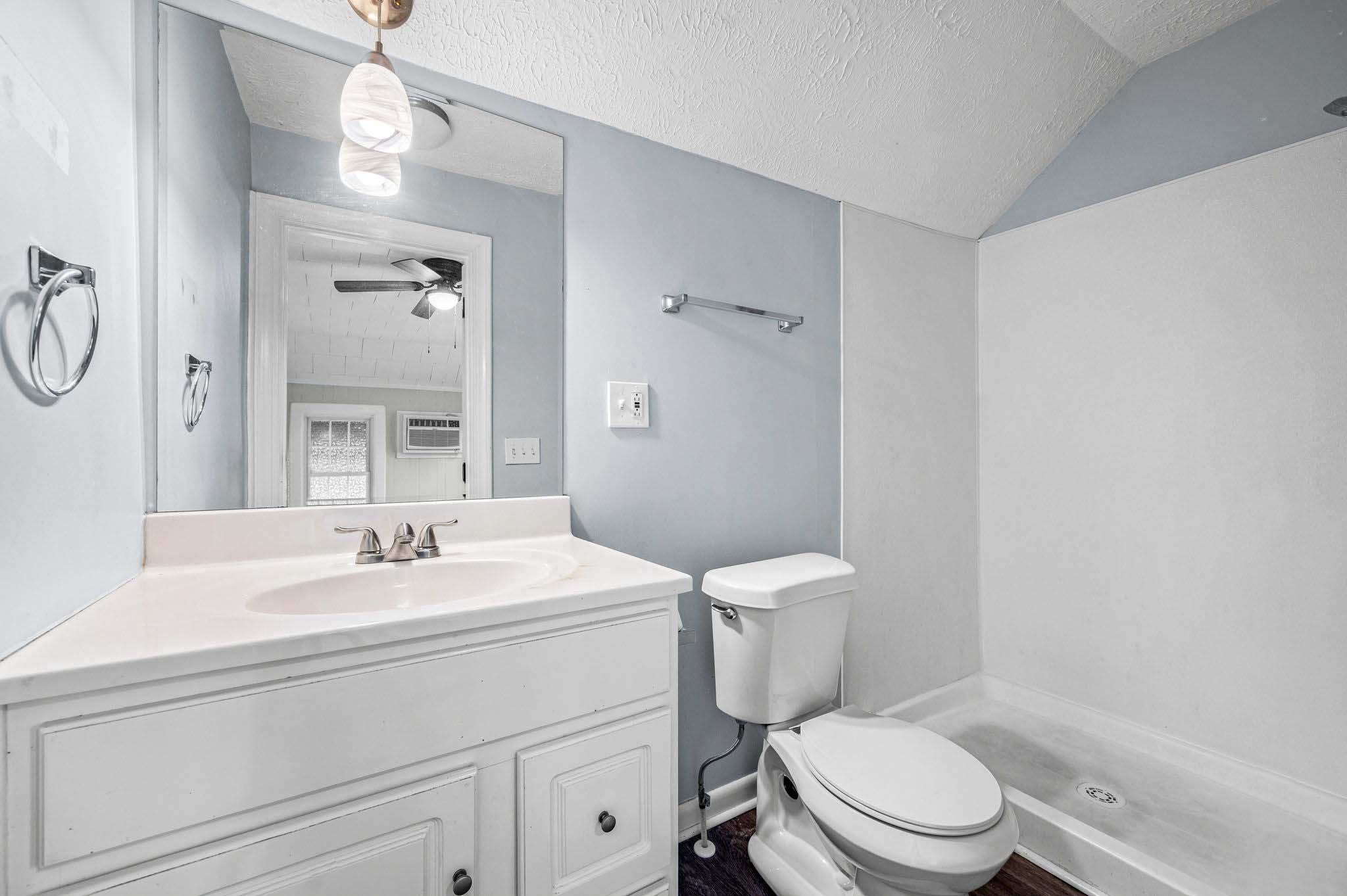 1022 Neilson Ct Property Photo 19