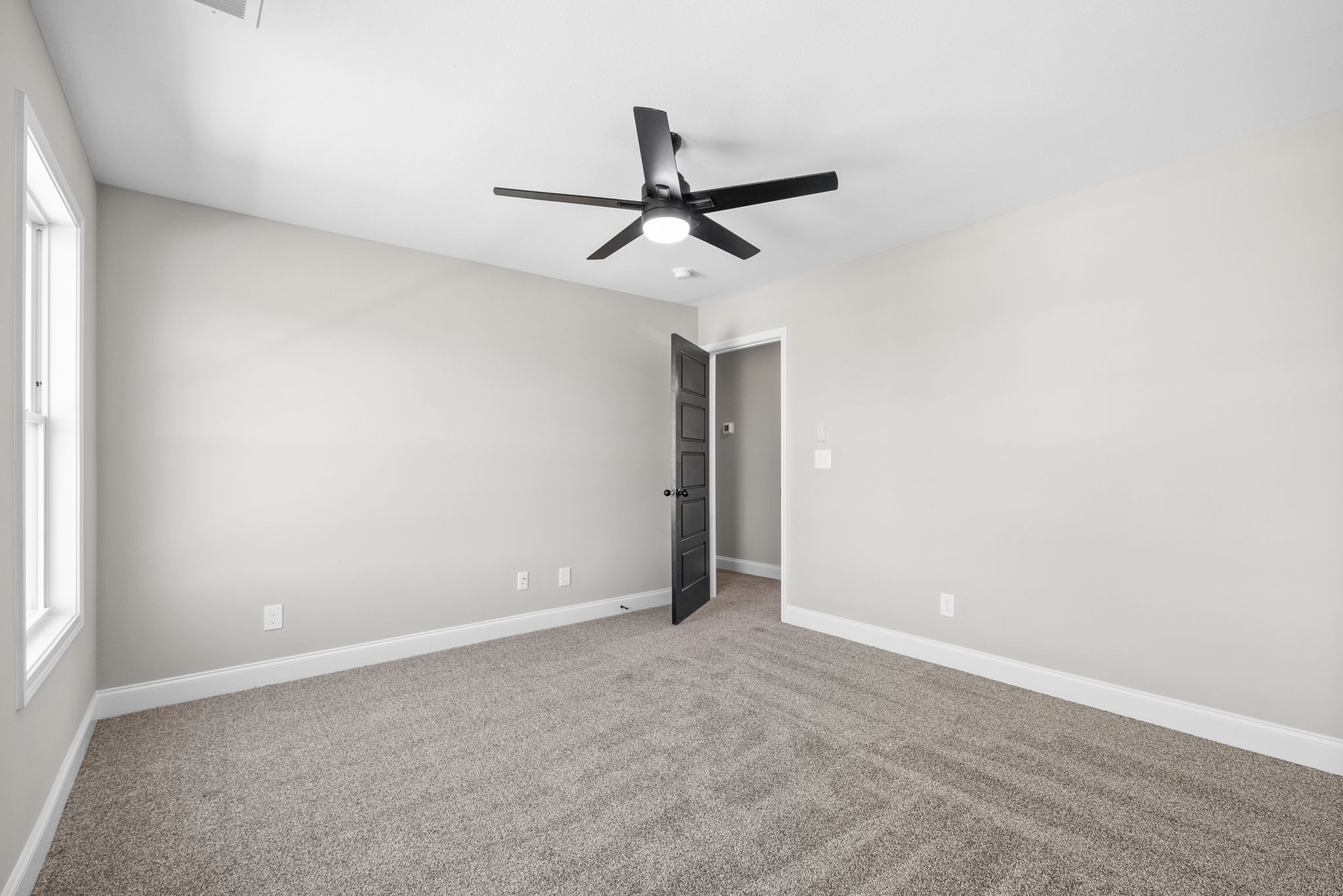 260 Blue Bell Dr Property Photo 32