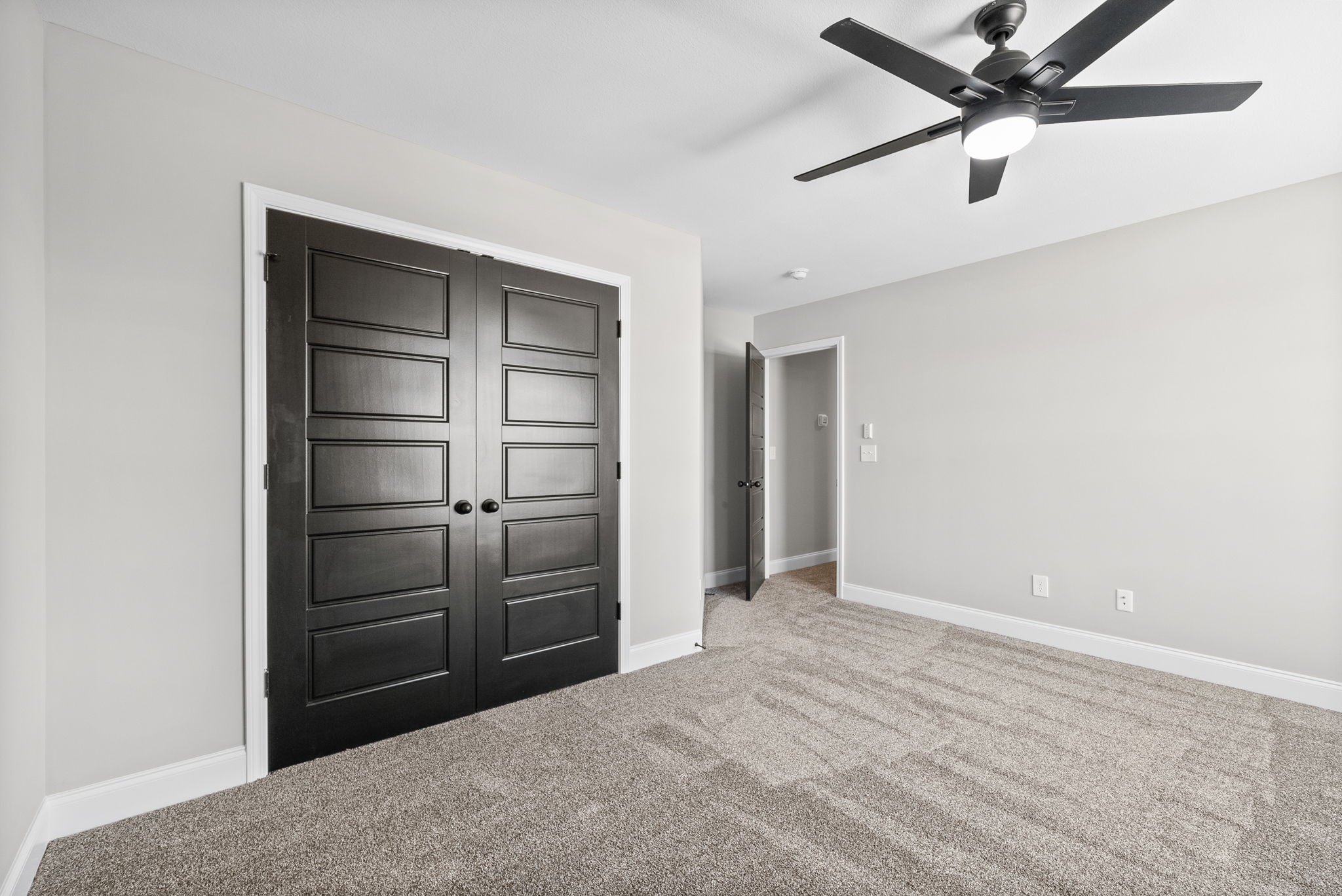 260 Blue Bell Dr Property Photo 35