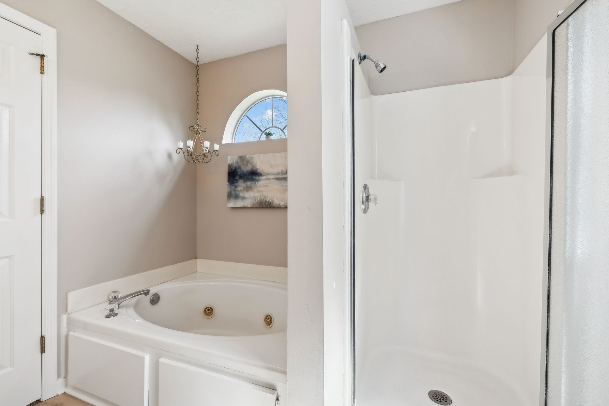 402 Essex Park Cir Property Photo 12