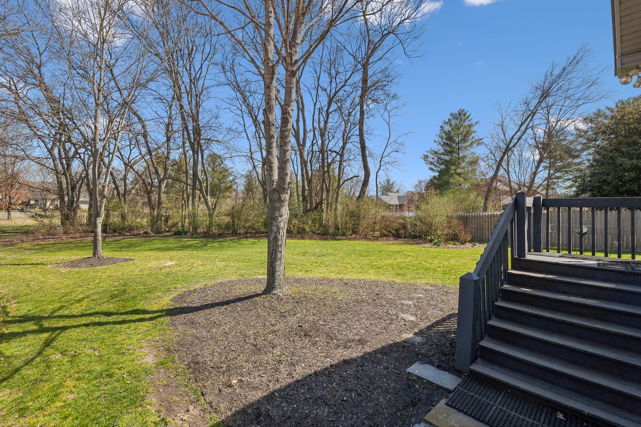 402 Essex Park Cir Property Photo 17