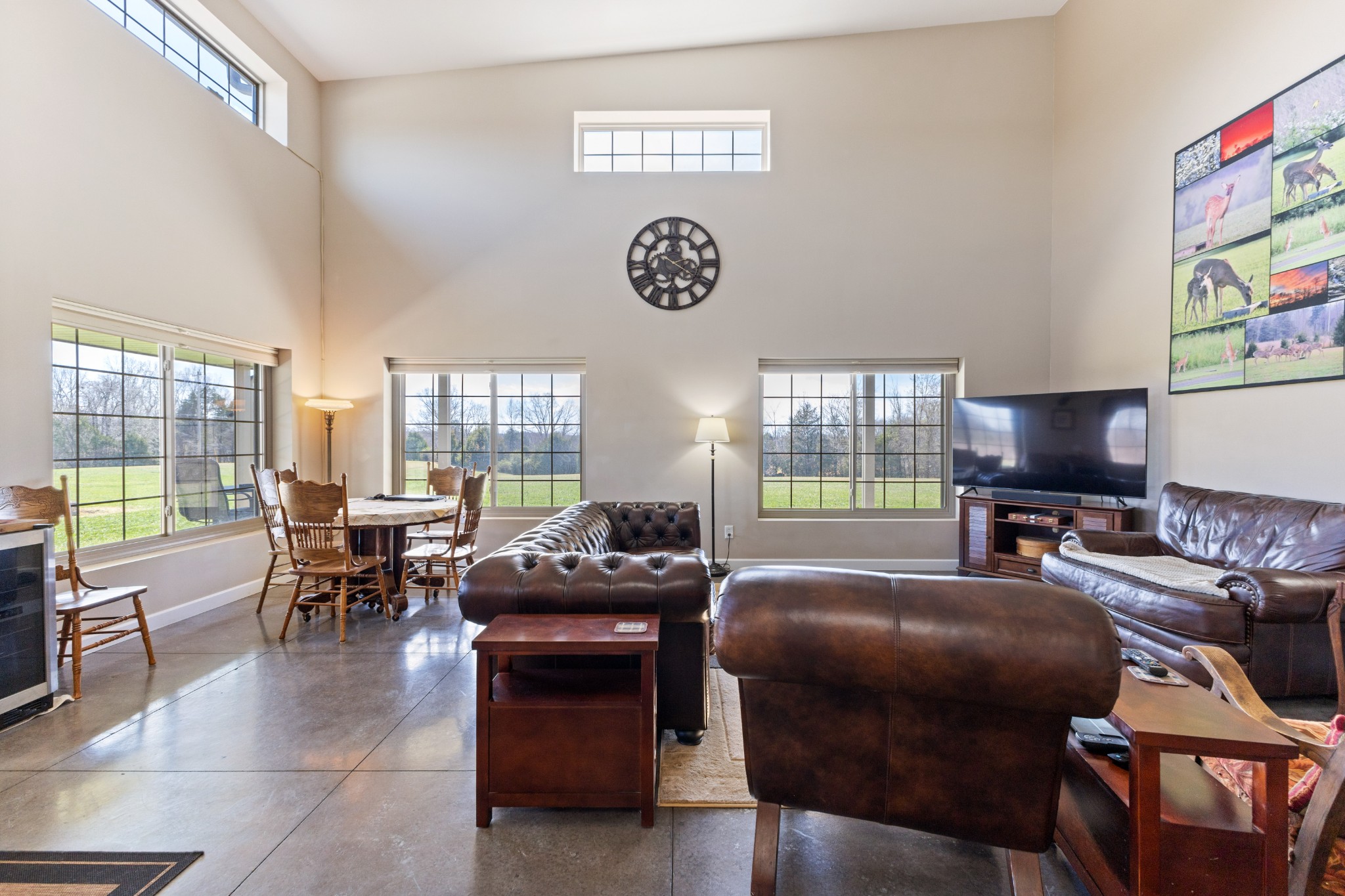 2688 Sturgeon Creek Rd Property Photo 4