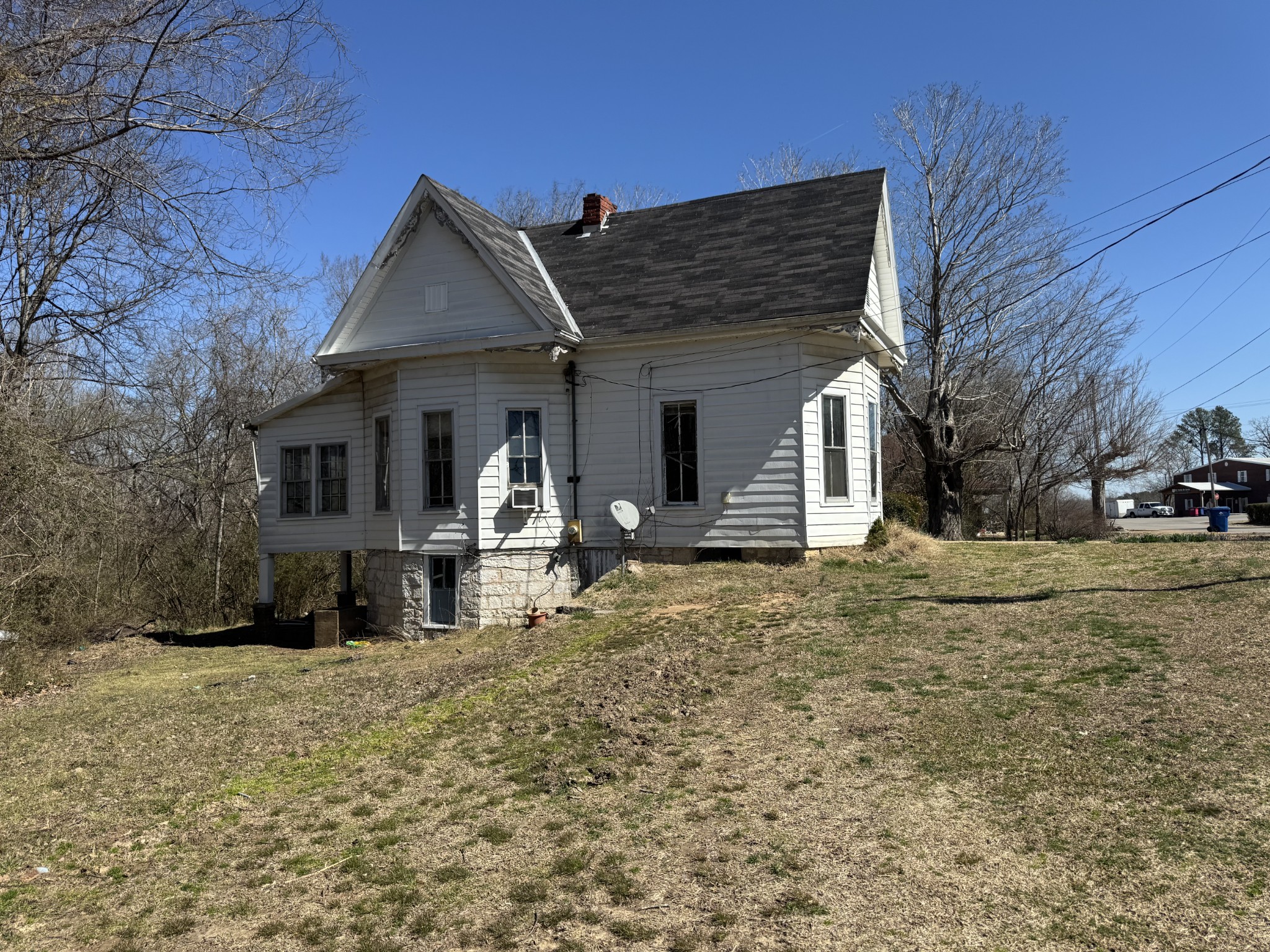 185 Church St Property Photo 3