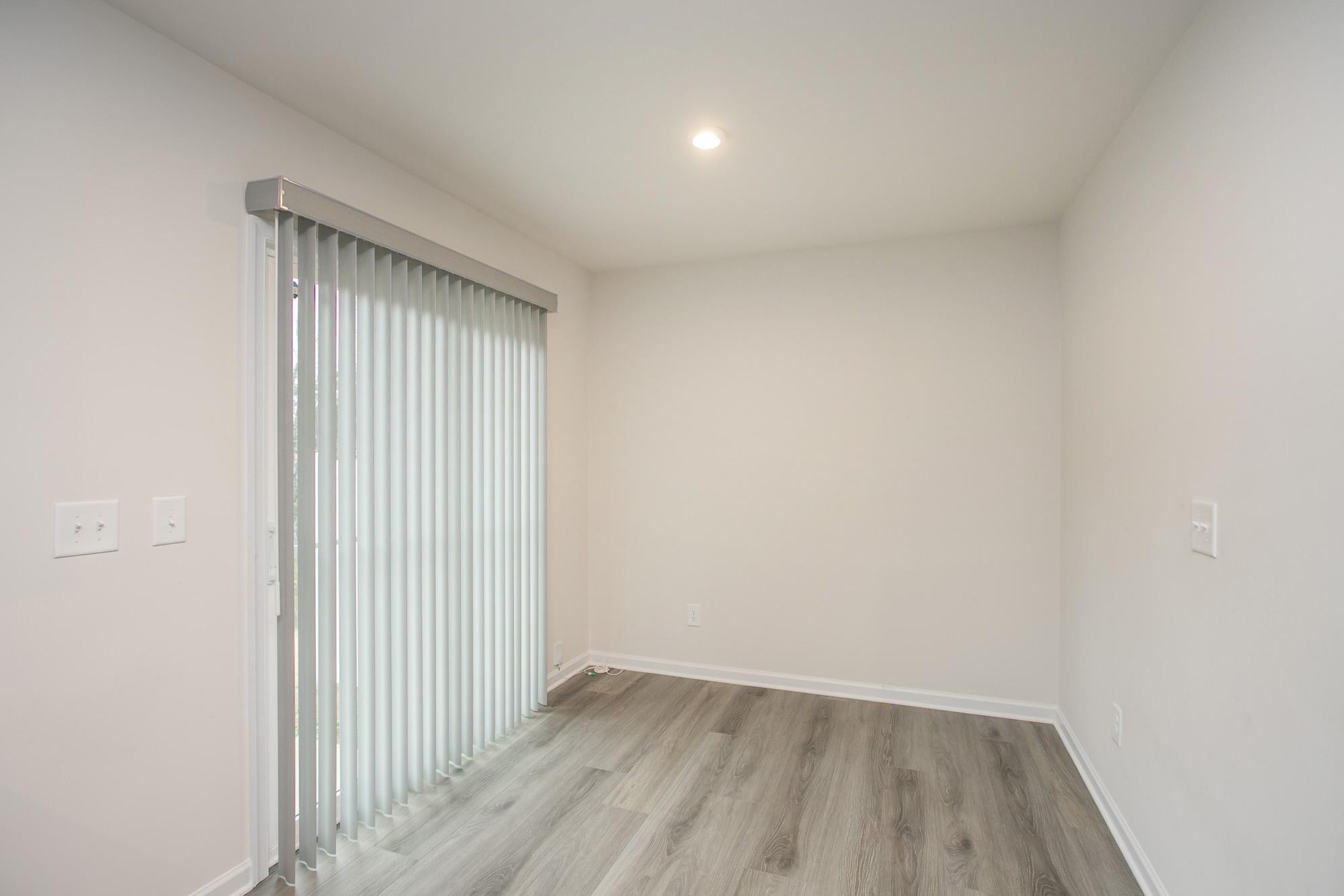 1626 Mountain Ash Ln Property Photo 14