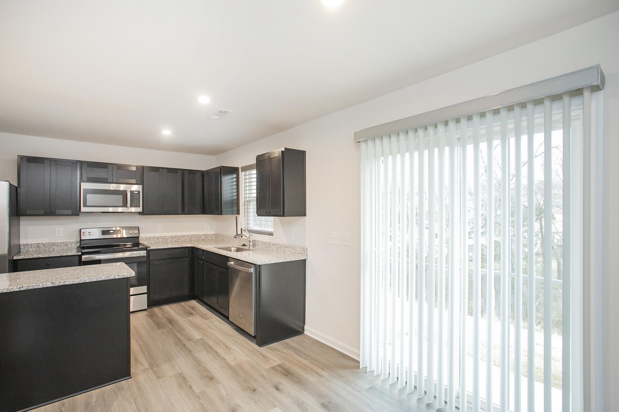 1626 Mountain Ash Ln Property Photo 15