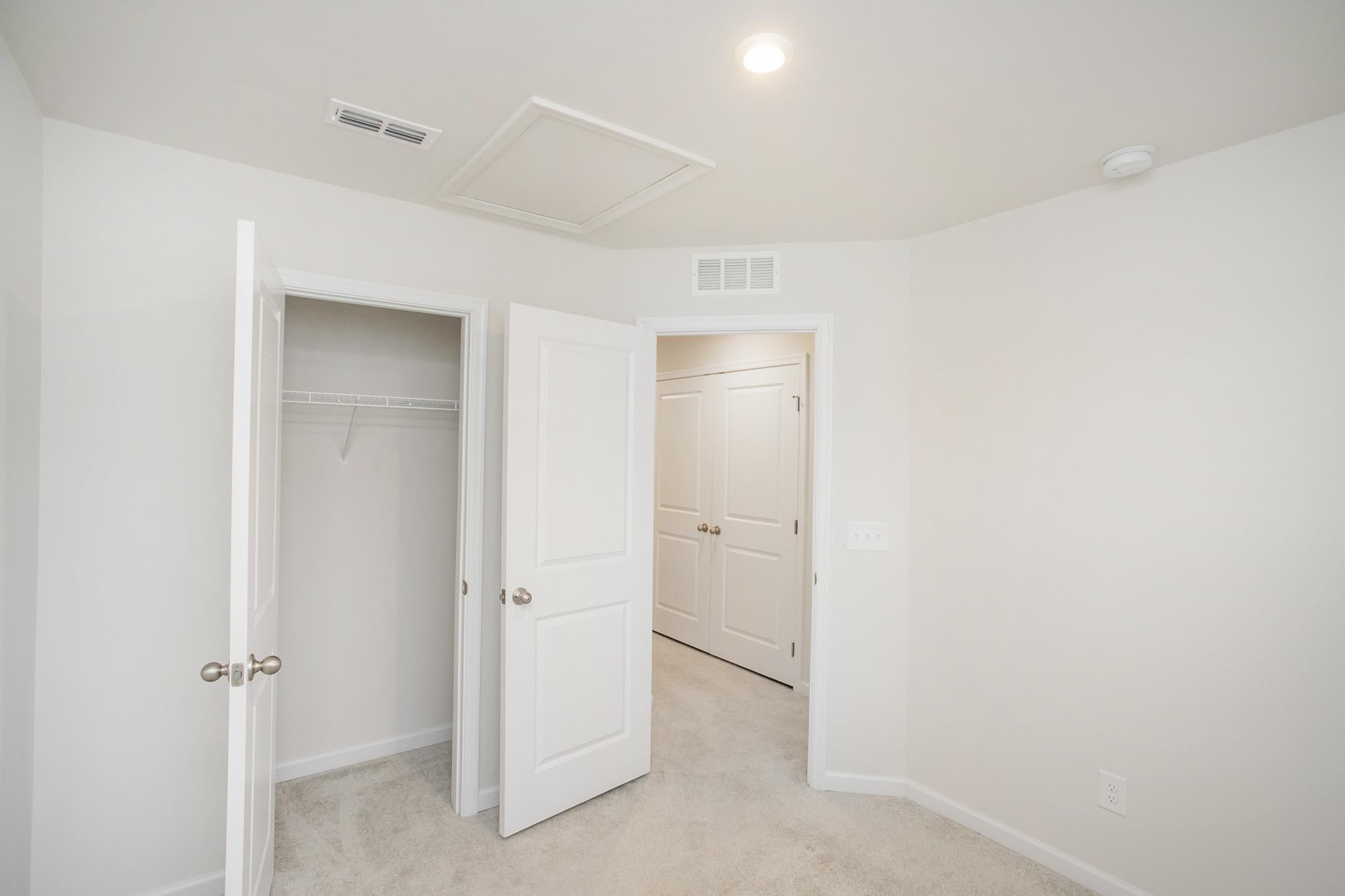 1626 Mountain Ash Ln Property Photo 26