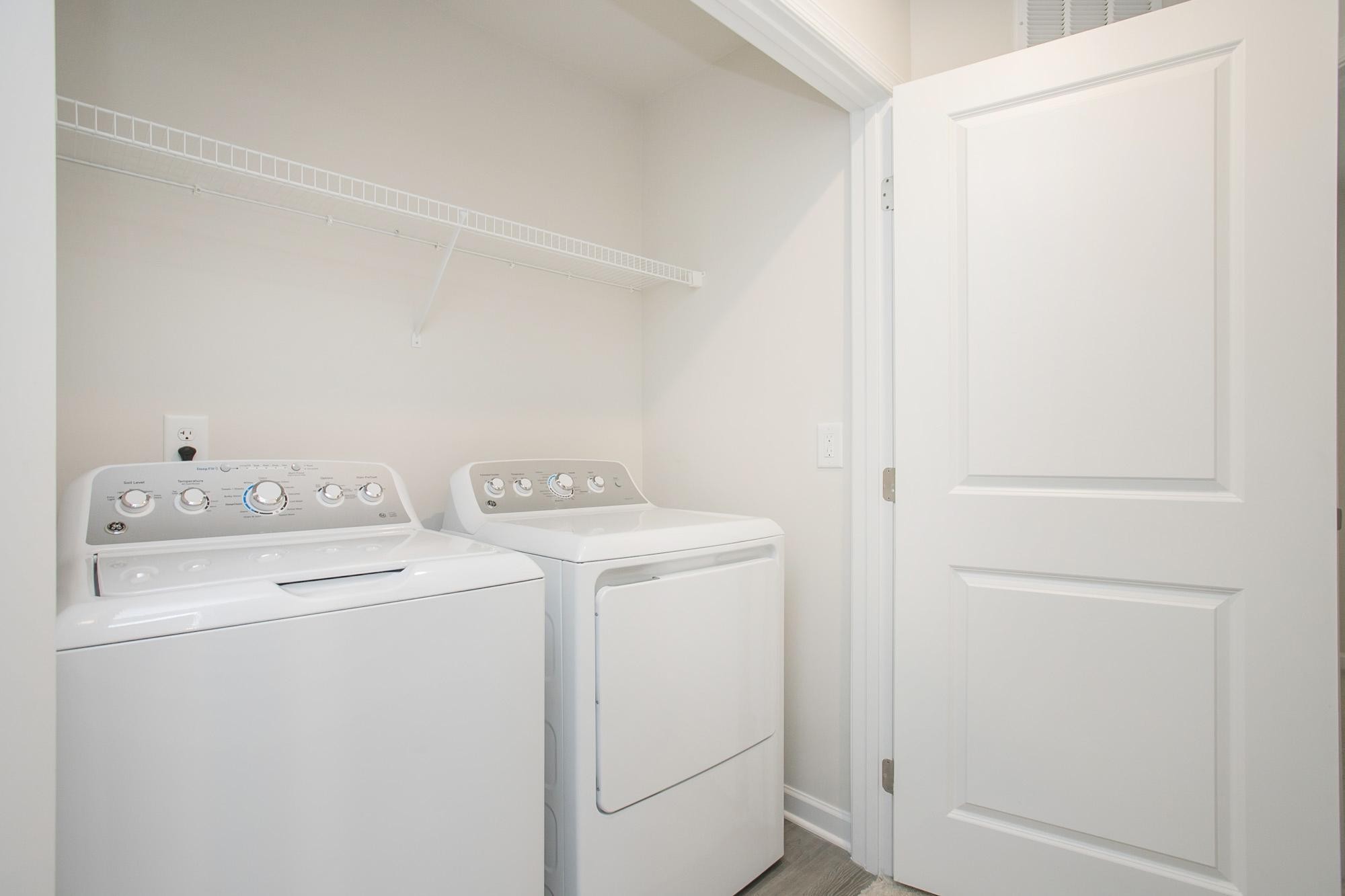 1626 Mountain Ash Ln Property Photo 28