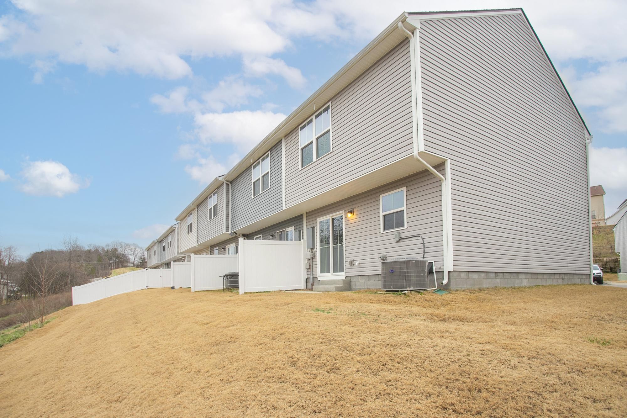 1626 Mountain Ash Ln Property Photo 40