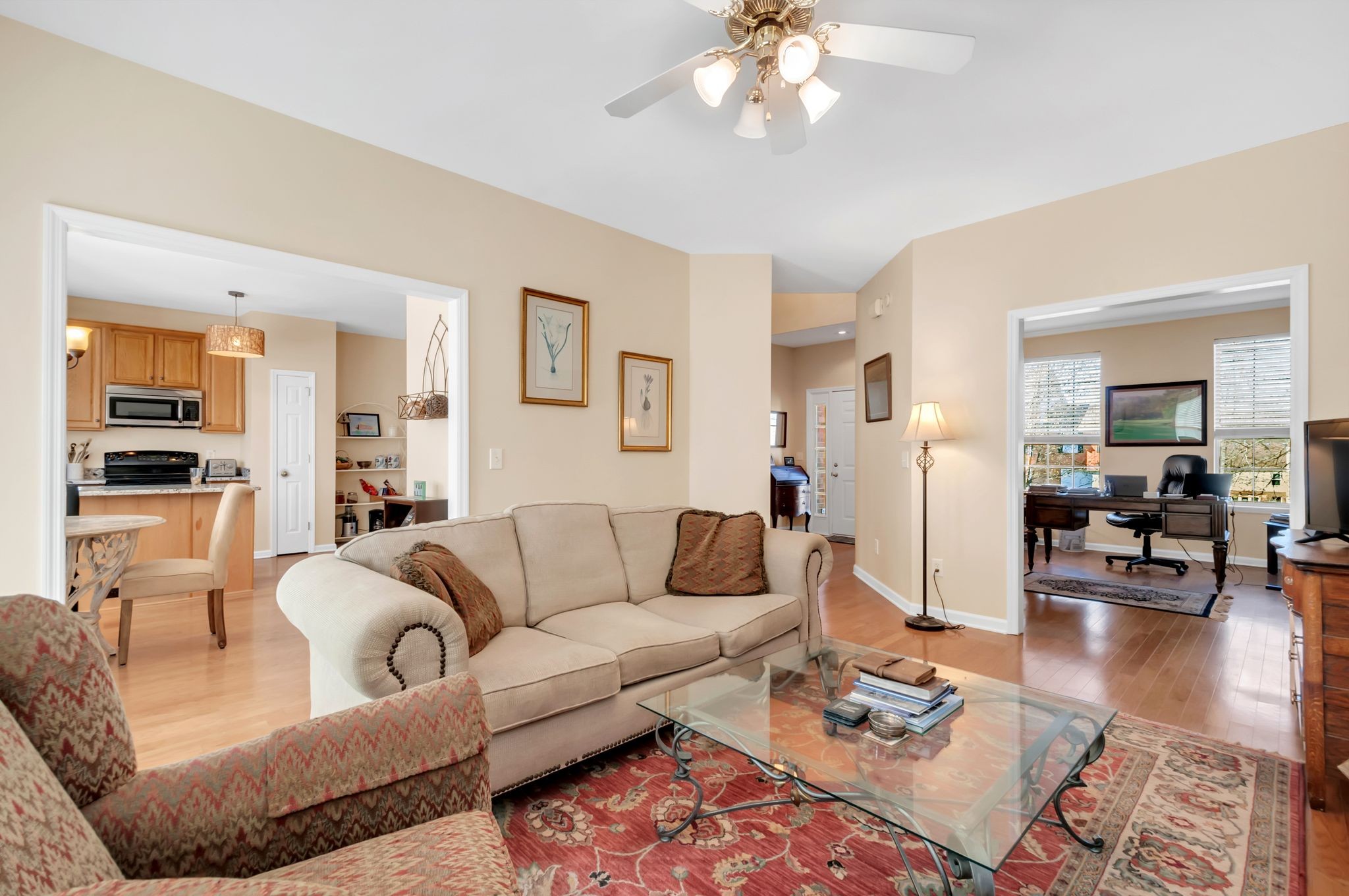 605 Glenridge Close Property Photo 14