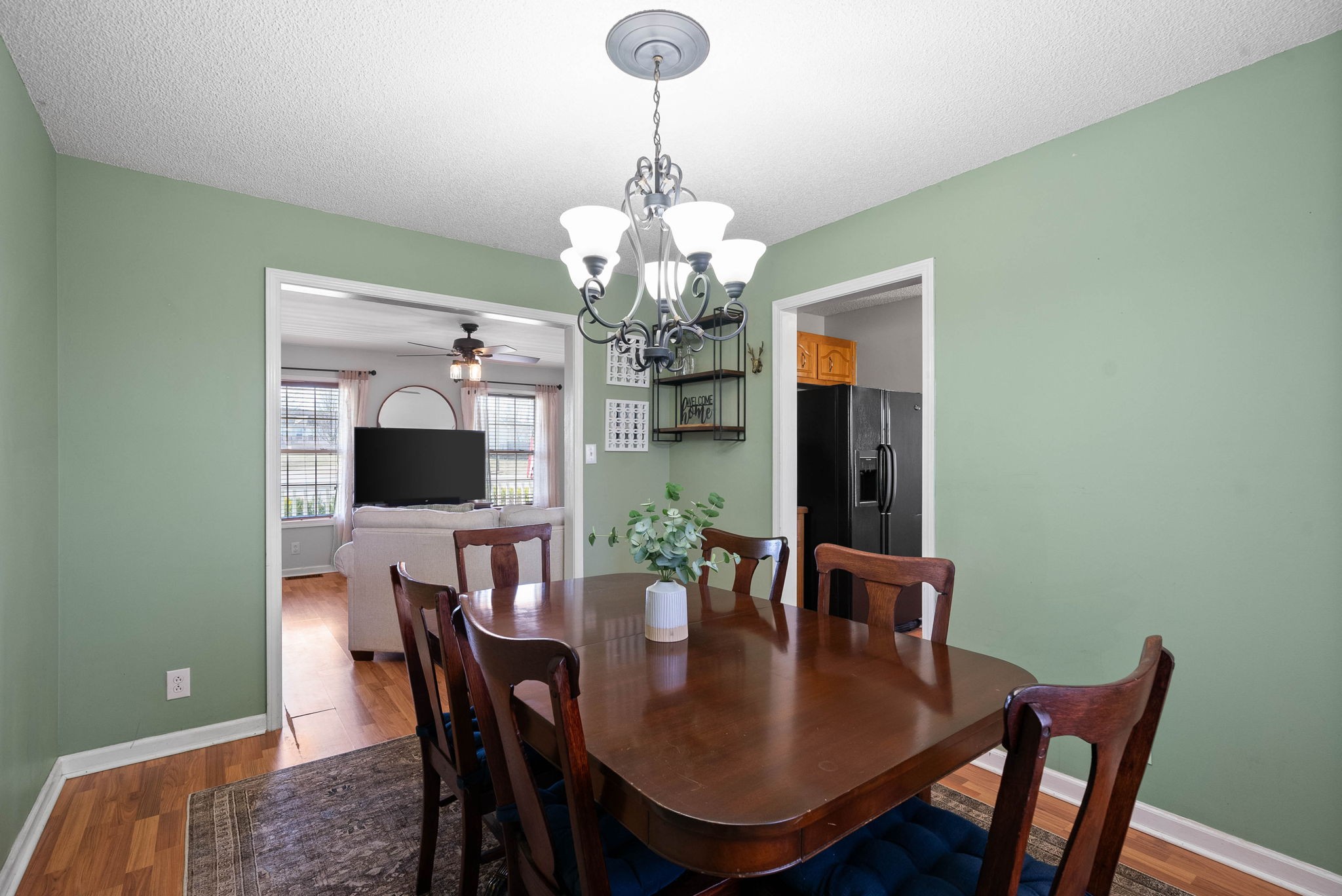 1406 Mickey Court Property Photo 5
