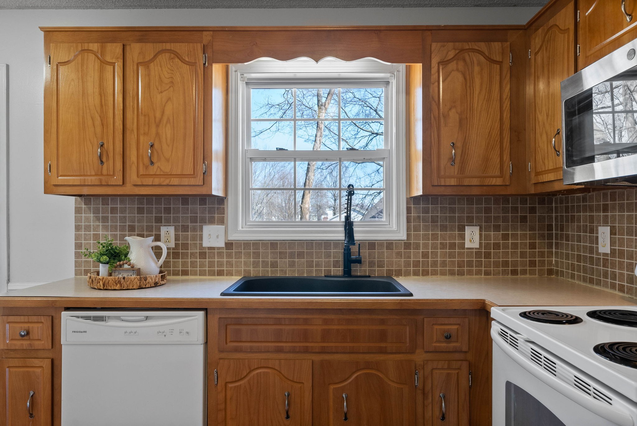 1406 Mickey Court Property Photo 10
