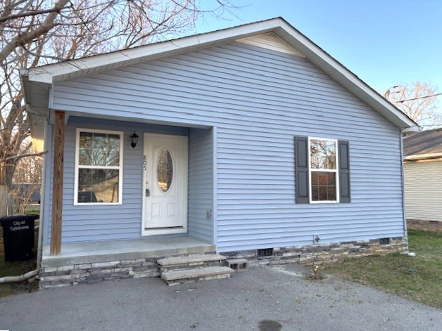 805 E Grizzard Street Property Photo 1