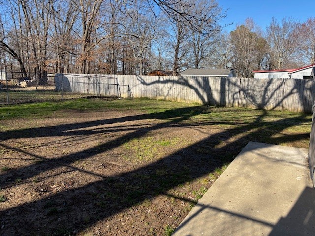 805 E Grizzard Street Property Photo 12