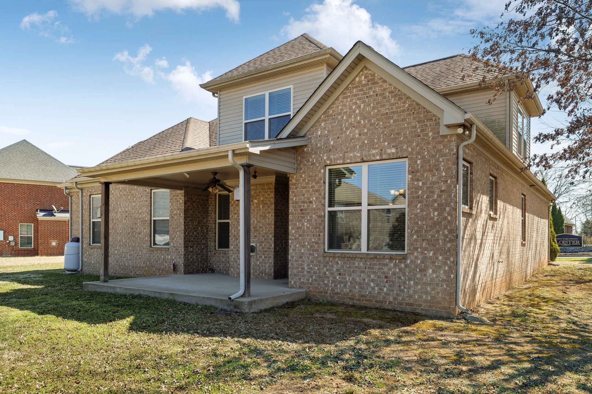 5450 Cloister Dr Property Photo 49