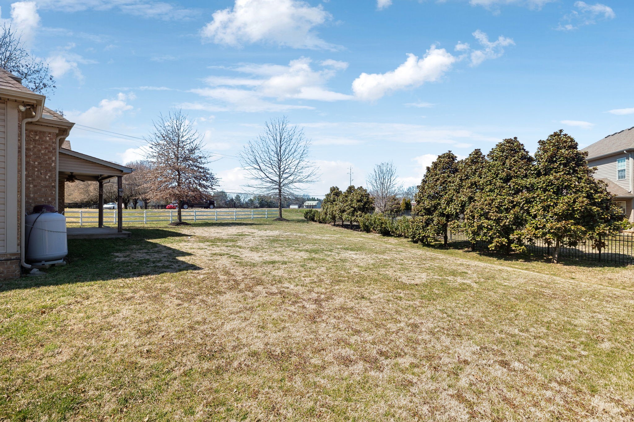 5450 Cloister Dr Property Photo 53