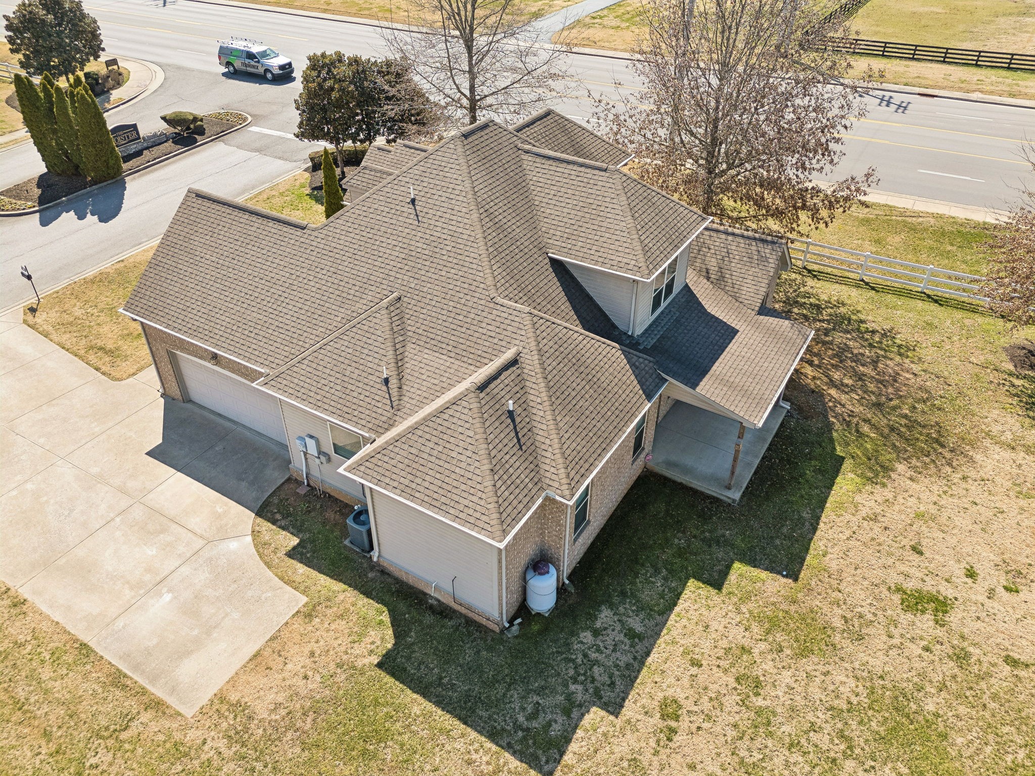 5450 Cloister Dr Property Photo 63