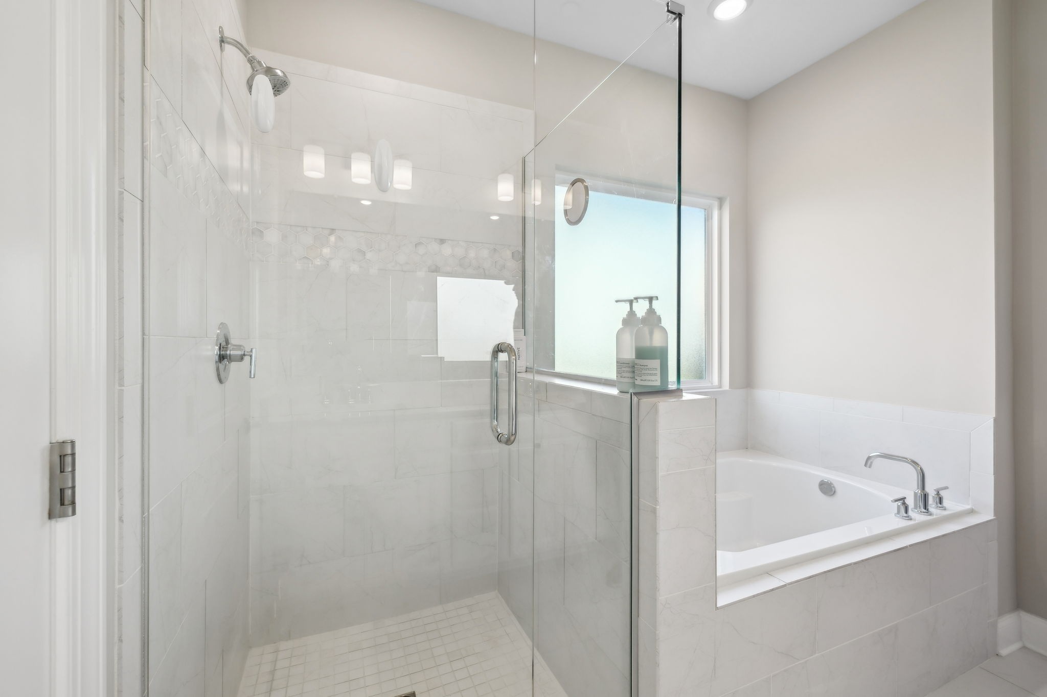 1014 Wadeslea Ln Property Photo 29