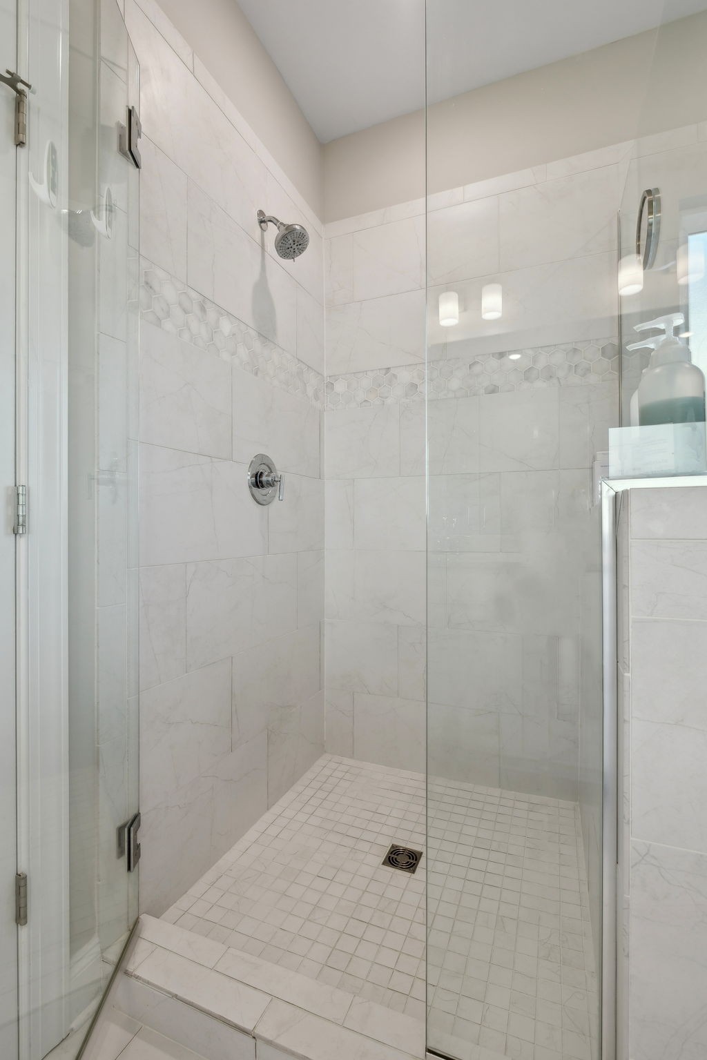 1014 Wadeslea Ln Property Photo 31