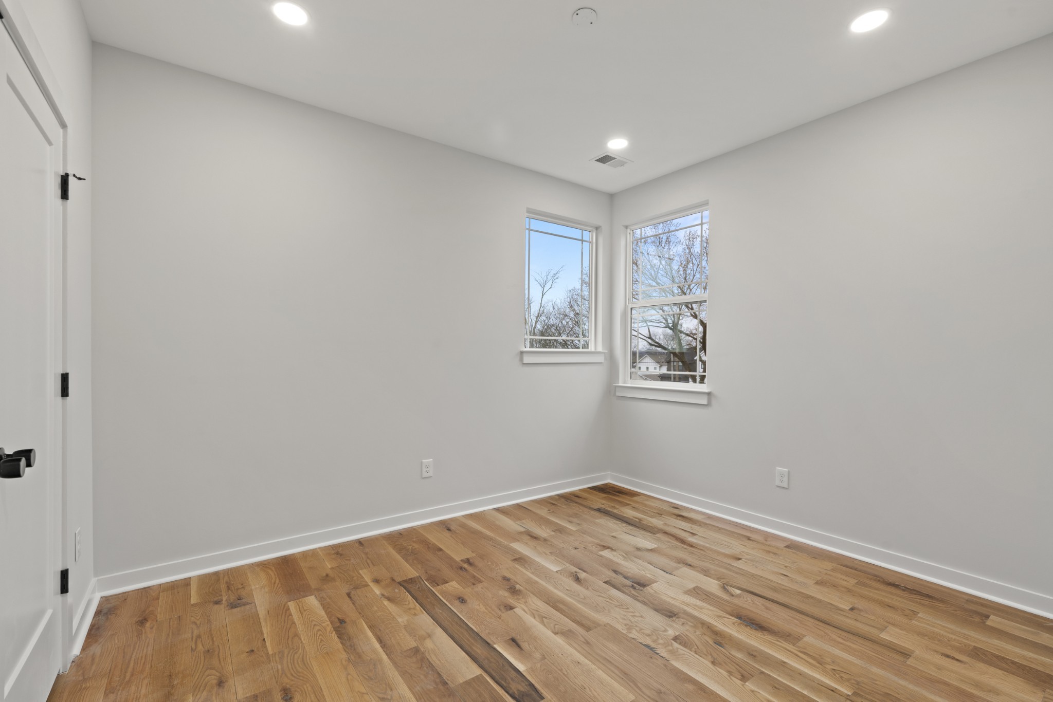6304 James Ct Property Photo 20