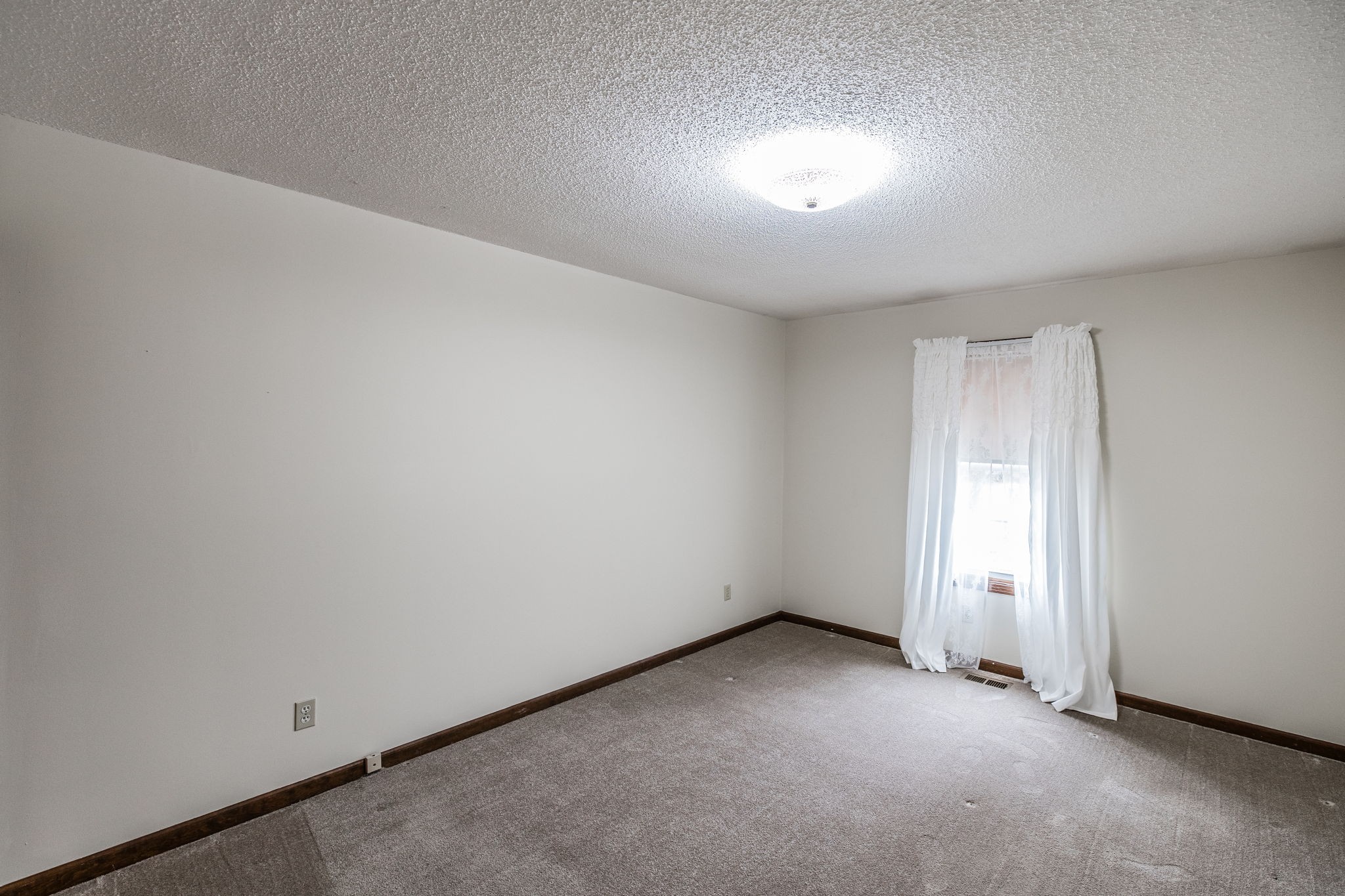 402 Harsh Ln Property Photo 29