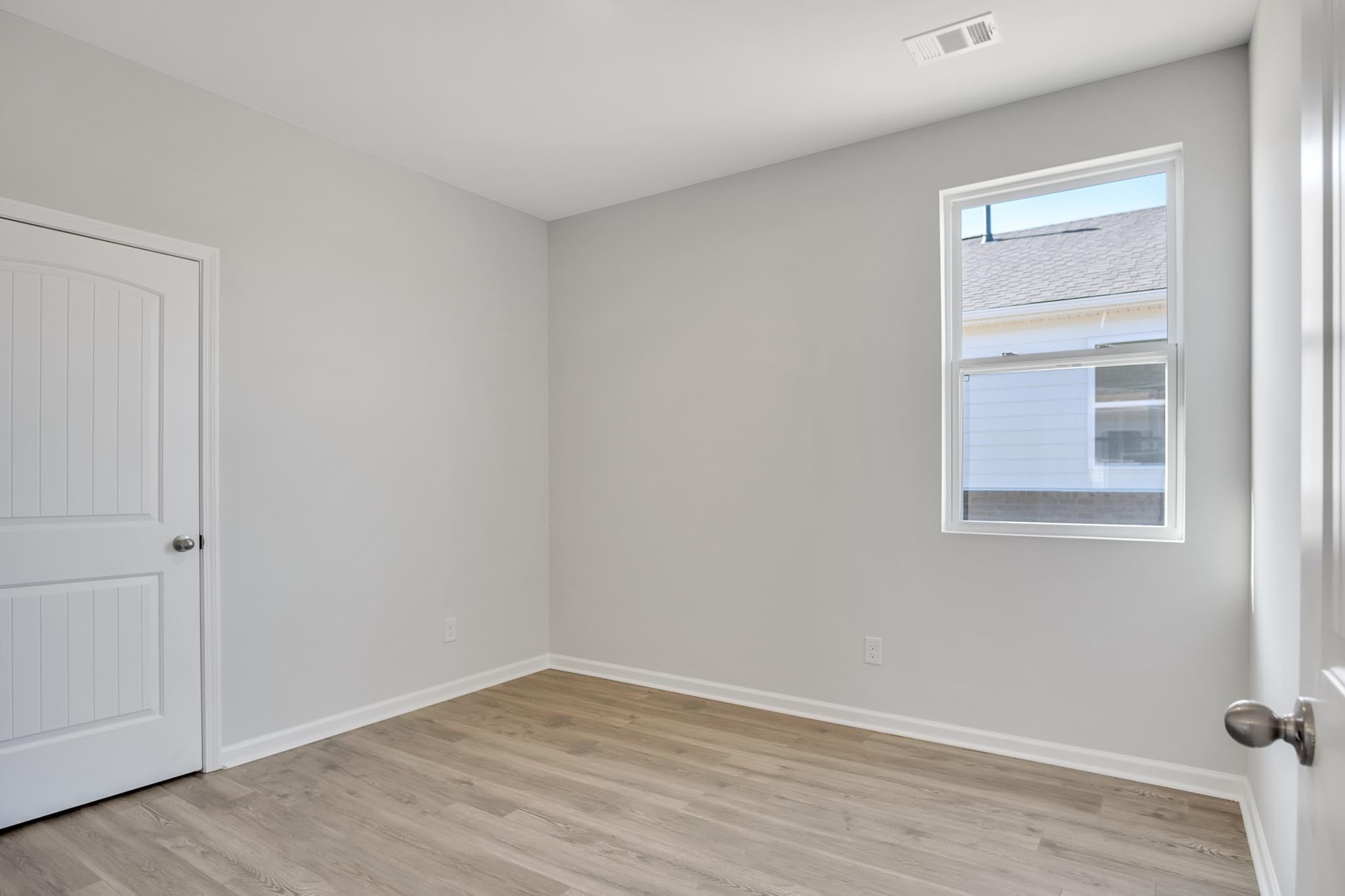 1066 Menge Avenue Property Photo 24