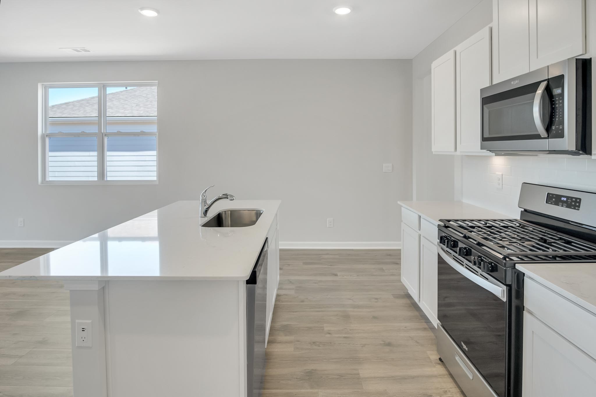 1066 Menge Avenue Property Photo 25