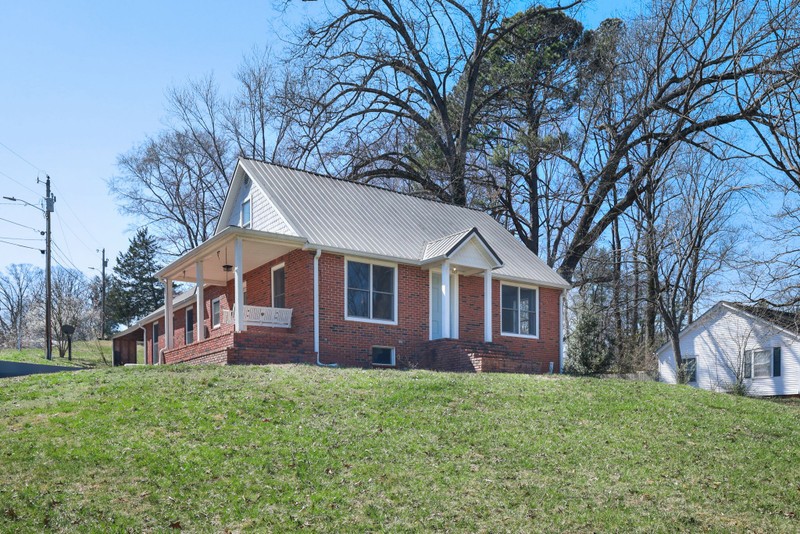 301 Westwood Dr Property Photo 9
