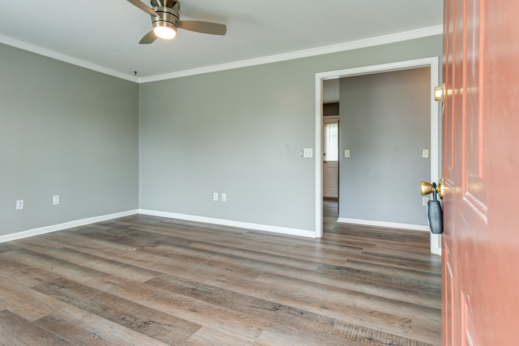 679 Park Street Property Photo 3