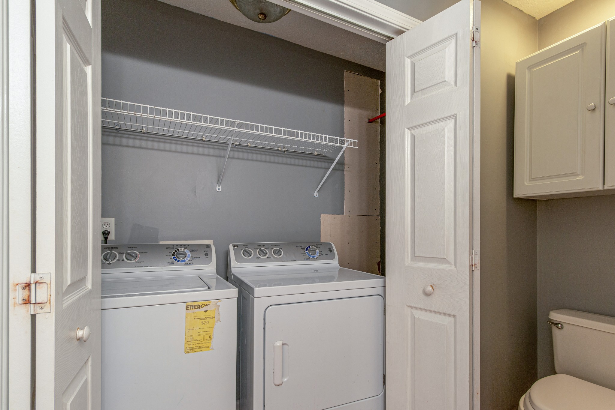 679 Park Street Property Photo 14
